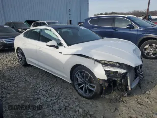 2023 Audi A5 Sportback S line Prestige z VIN WAUEACF5XPA031247, wystawiony jako Copart lot #46597395 z przebiegiem 34 097 mil mil oraz Szkoda całkowita • Salvage title. Historia ofert i sprzedaży dostępna na DreamBid. Obrazek 4.