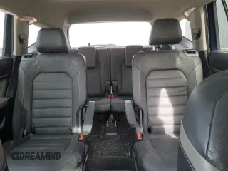 2021 Volkswagen Atlas SEL Premium R-Line with VIN 1V2FR2CA1MC537446, listed as a Copart auction lot 42695215 with 53,537 mi miles and Non repairable. Bid and sale history available at DreamBid. Image 10.