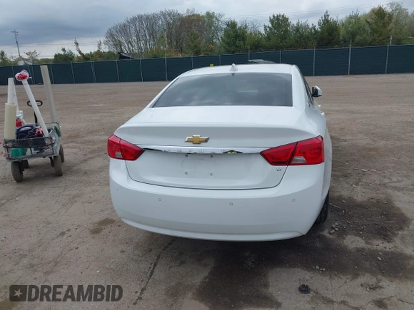 2015 Chevrolet Impala LT z VIN 2G1115SL2F9136448, wystawiony jako IAAI lot #42185180 z przebiegiem 62 634 mil mil oraz . Historia ofert i sprzedaży dostępna na DreamBid. Obrazek 16.