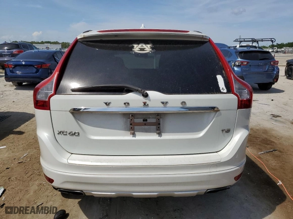 2015 Volvo XC60 T5 Drive-E Premier with VIN YV440MDKXF2735129, listed as a Copart auction lot 54358205 with 127,241 mi miles and Clean Title. Bid and sale history available at carsss.com. Image 6.
