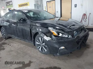 2021 Nissan Altima SV z VIN 1N4BL4DWXMN383871, wystawiony jako IAAI lot #41988415 z przebiegiem 22 651 mil mil oraz . Historia ofert i sprzedaży dostępna na DreamBid. Obrazek 1.