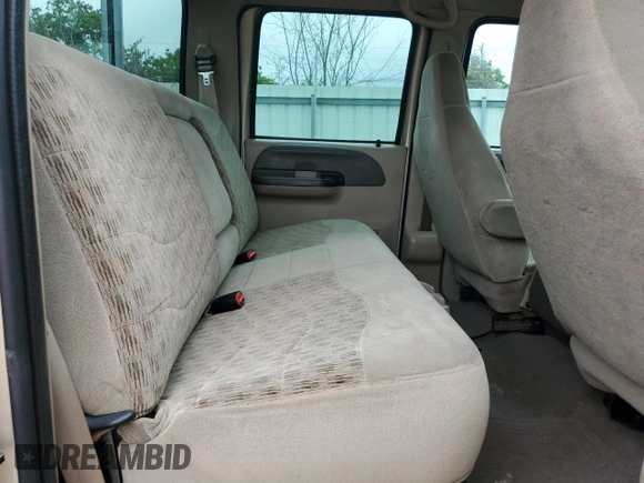 2000 Ford F-250 XL with VIN 1FTNW21F8YED04548, listed as a Copart auction lot 53504655 with 237,741 mi miles and Salvage title. Bid and sale history available at DreamBid. Image 10.