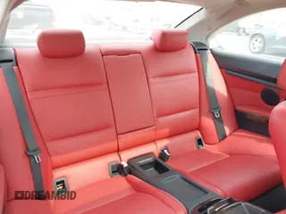 2009 BMW 3 Series 328i xDrive z VIN WBAWV53549PF95715, wystawiony jako IAAI lot #42296949 z przebiegiem 182 003 mil mil oraz . Historia ofert i sprzedaży dostępna na DreamBid. Obrazek 8.