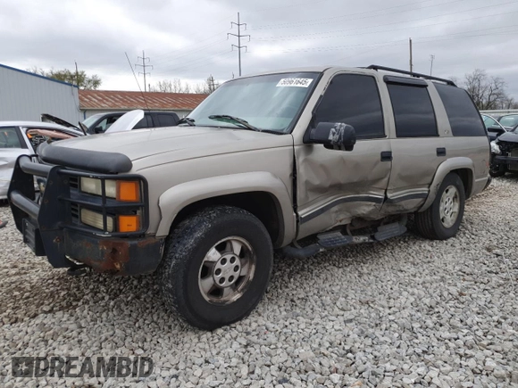 2000 Chevrolet Tahoe Z71 with VIN 1GNEK13R1YR116418, listed as a Copart auction lot 50961645 with 239,452 mi miles and Salvage title. Bid and sale history available at DreamBid. Image 1.