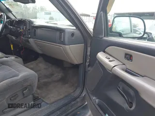 2002 Chevrolet Tahoe LS with VIN 1GNEC13VX2R156255, listed as a IAAI auction lot 41376768 with 246,305 mi miles. Bid and sale history available at carsss.com. Image 5.