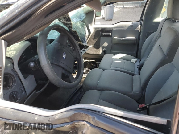 2004 Ford F-150 XL z VIN 1FTRF12W14NC32516, wystawiony jako Copart lot #54498895 z przebiegiem Nie podano mil oraz Tytuł czysty. Historia ofert i sprzedaży dostępna na DreamBid. Obrazek 7.