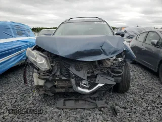 2014 Nissan Rogue S z VIN 5N1AT2MV0EC796344, wystawiony jako Copart lot #57096675 z przebiegiem 122 256 mil mil oraz Szkoda całkowita • Salvage title. Historia ofert i sprzedaży dostępna na DreamBid. Obrazek 5.