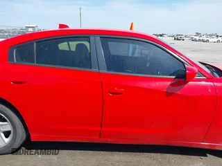 2015 Dodge Charger SXT z VIN 2C3CDXHG2FH896581, wystawiony jako IAAI lot #42004954 z przebiegiem 241 911 mil mil oraz . Historia ofert i sprzedaży dostępna na DreamBid. Obrazek 13.