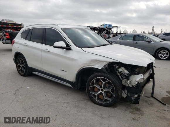 2018 BMW X1 sDrive28i with VIN WBXHU7C3XJ5H44902, listed as a Copart auction lot 46373033 with 49,520 mi miles and . Bid and sale history available at DreamBid. Image 4.