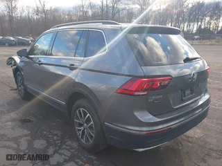 2020 Volkswagen Tiguan SE with VIN 3VV2B7AX8LM129274, listed as a IAAI auction lot 41214900 with 18,655 mi miles. Bid and sale history available at carsss.com. Image 3.