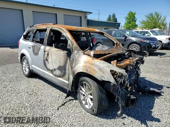 2014 Dodge Journey SXT z VIN 3C4PDDBG3ET178595, wystawiony jako Copart lot #56893275 z przebiegiem Nie podano mil oraz Szkoda całkowita • Salvage title. Historia ofert i sprzedaży dostępna na DreamBid. Obrazek 13.