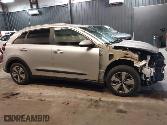 2019 Kia Niro LX with VIN KNDCB3LC5K5320824, listed as a IAAI auction lot 41996036 with 66,717 mi miles. Bid and sale history available at carsss.com. Image 14.