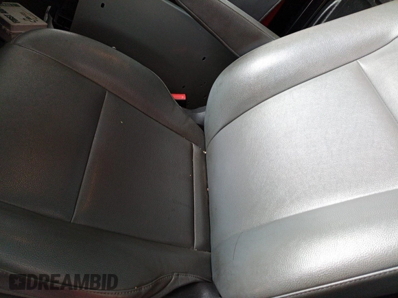 2019 Ford Transit with VIN 1FTYR1YM6KKA19827, listed as a IAAI auction lot 42815344 with 80,995 mi miles and . Bid and sale history available at DreamBid. Image 9.