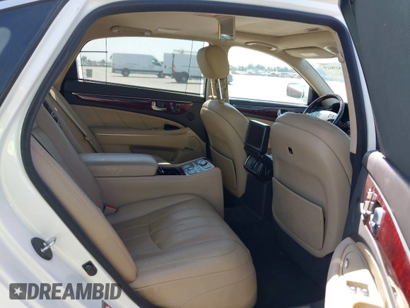 2011 Hyundai Equus Ultimate with VIN KMHGH4JF1BU035607, listed as a IAAI auction lot 42519619 with 116,107 mi miles and . Bid and sale history available at DreamBid. Image 8.
