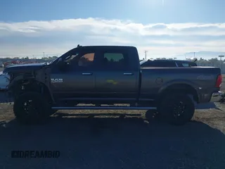 2018 Ram 2500 Big Horn with VIN 3C6UR5DL2JG217613, listed as a IAAI auction lot 41787606 with 101,712 mi miles. Bid and sale history available at carsss.com. Image 15.