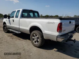 2006 Ford Super Duty F-250 XL with VIN 1FTSX21596EB37007, listed as a Copart auction lot 71109544 with 179,292 mi miles and Salvage Title. Bid and sale history available at carsss.com. Image 2.