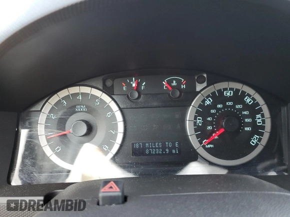 2010 Ford Escape Limited с VIN 1FMCU9EG4AKB62047, выставлен на аукционе Copart как лот 62946685 с пробегом 87 232 миль миль и Списание • Salvage title. История ставок и продаж доступна на DreamBid. Изображение 9.