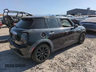 2015 MINI Hardtop 4 Door with VIN WMWXS5C51FT827202, listed as a Copart auction lot 59226065 with 130,647 mi miles and Salvage title. Bid and sale history available at DreamBid. Image 3.