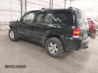 2007 Ford Escape Limited with VIN 1FMYU94187KA50511, listed as a IAAI auction lot 41460784 with 161,946 mi miles. Bid and sale history available at carsss.com. Image 3.