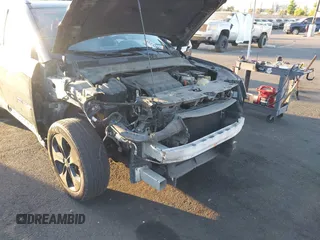 2018 Jeep Compass Latitude с VIN 3C4NJCBB0JT502028, выставлен на аукционе IAAI как лот 42702509 с пробегом 198 712 миль миль и . История ставок и продаж доступна на DreamBid. Изображение 19.