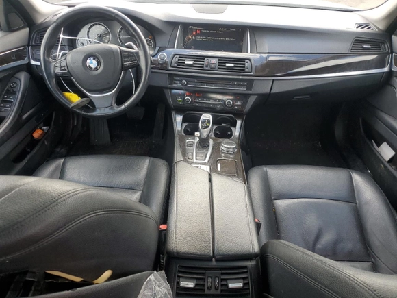 2016 BMW 5 Series 528i xDrive with VIN WBA5A7C59GG147421, listed as a Copart auction lot 47571515 with 121,286 mi miles and Salvage Title. Bid and sale history available at carsss.com. Image 8.