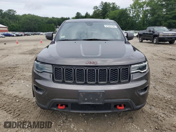 2018 Jeep Grand Cherokee Trailhawk with VIN 1C4RJFLG1JC264781, listed as a Copart auction lot 61524135 with 82,786 mi miles and Salvage title. Bid and sale history available at DreamBid. Image 5.
