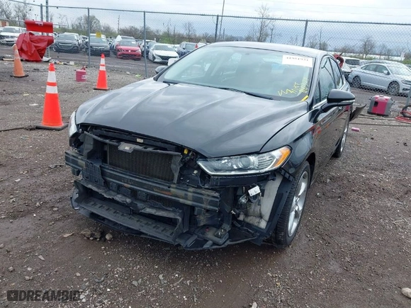 2013 Ford Fusion SE with VIN 3FA6P0H71DR320852, listed as a IAAI auction lot 41951931 with 110,324 mi miles. Bid and sale history available at carsss.com. Image 2.