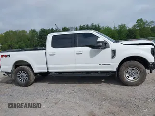 2022 Ford F-250 XL with VIN 1FT7W2BT1NEE27715, listed as a IAAI auction lot 42269588 with 77,147 mi miles and . Bid and sale history available at DreamBid. Image 13.