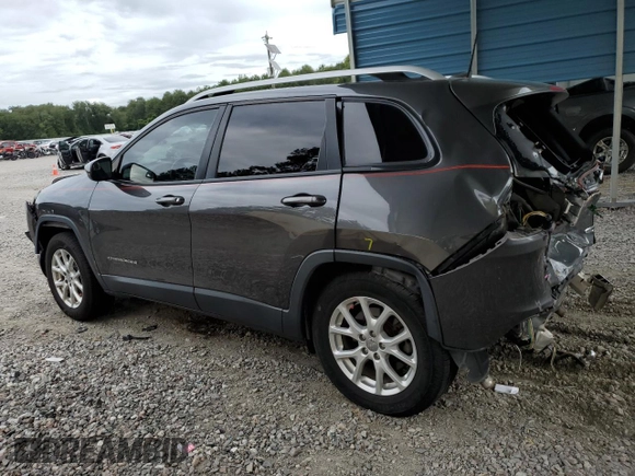 2016 Jeep Cherokee Altitude с VIN 1C4PJMCS7GW271788, выставлен на аукционе Copart как лот 83517694 с пробегом 108 940 миль миль и На запчасти • Non repairable. История ставок и продаж доступна на DreamBid. Изображение 2.