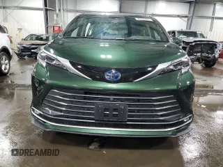 2023 Toyota Sienna Platinum with VIN 5TDESKFC1PS097942, listed as a Copart auction lot 50408805 with 15,101 mi miles and Salvage Title. Bid and sale history available at DreamBid. Image 5.