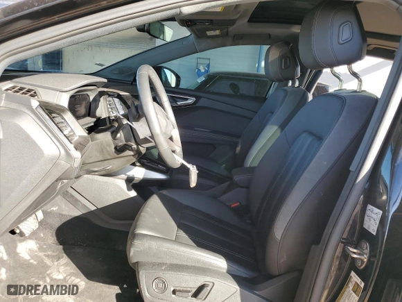 2024 Audi Q4 e-tron Prestige with VIN WA1M2BFZ1RP014453, listed as a Copart auction lot 86993324 with 15,427 mi miles and Salvage Title. Bid and sale history available at carsss.com. Image 7.