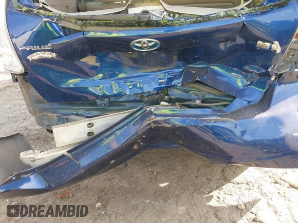 2014 Toyota Prius Two with VIN JTDZN3EU4EJ011025, listed as a IAAI auction lot 41837165 with 181,187 mi miles and . Bid and sale history available at DreamBid. Image 6.