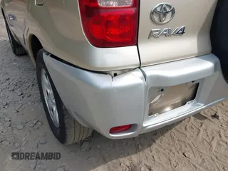 2005 Toyota RAV4 with VIN JTEGD20V950063045, listed as a IAAI auction lot 42088784 with 1 mi miles. Bid and sale history available at carsss.com. Image 6.