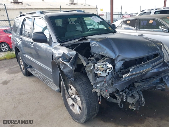 2005 Toyota 4Runner SR5 with VIN JTEZU14R850055504, listed as a IAAI auction lot 41708872 with 270,835 mi miles. Bid and sale history available at carsss.com. Image 1.