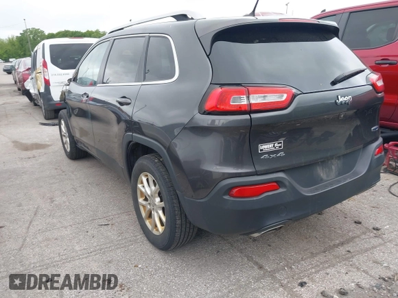 2015 Jeep Cherokee Latitude z VIN 1C4PJMCS1FW512422, wystawiony jako IAAI lot #42365358 z przebiegiem 139 521 mil mil oraz . Historia ofert i sprzedaży dostępna na DreamBid. Obrazek 3.