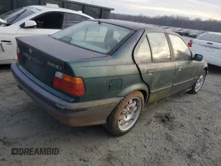 1992 BMW 3 Series with VIN WBACB4312NFF92380, listed as a Copart auction lot 42348295 with 230,057 mi miles and Clean title. Bid and sale history available at DreamBid. Image 3.