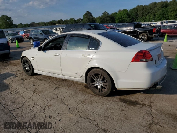 2008 Pontiac G8 z VIN 6G2ER57708L141874, wystawiony jako Copart lot #55365145 z przebiegiem 176 743 mil mil oraz Czysty tytuł • Clean title. Historia ofert i sprzedaży dostępna na DreamBid. Obrazek 2.