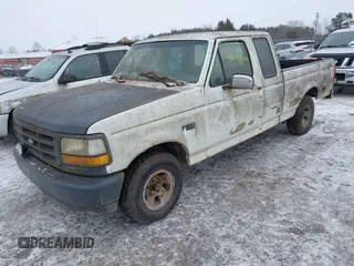 1992 Ford F-150 with VIN 1FTEX15Y5NKB85499, listed as a IAAI auction lot 41622266 with Not provided miles and . Bid and sale history available at DreamBid. Image 2.