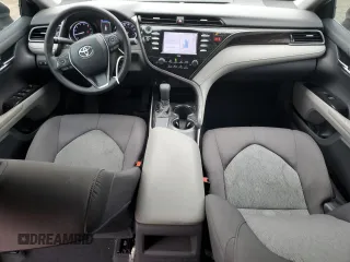 2020 Toyota Camry LE with VIN 4T1C11AK0LU889763, listed as a Copart auction lot 43475175 with 59,186 mi miles and Salvage Title. Bid and sale history available at carsss.com. Image 8.