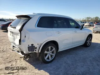 2022 Volvo XC90 Momentum with VIN YV4102PK9N1857620, listed as a Copart auction lot 87395714 with 34,325 mi miles and Salvage Title. Bid and sale history available at carsss.com. Image 3.