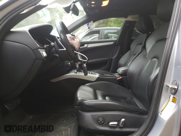 2015 Audi A4 Komfort с VIN WAUBFCFL1FN041546, выставлен на аукционе Copart как лот 55554683 с пробегом 121 515 миль миль и . История ставок и продаж доступна на DreamBid. Изображение 7.