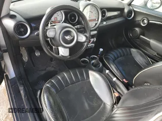 2008 MINI Hardtop S with VIN WMWMF73598TT87302, listed as a Copart auction lot 54273535 with 150,683 mi miles and Salvage Title. Bid and sale history available at DreamBid. Image 8.