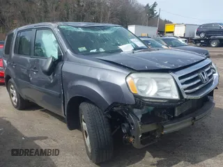 2015 Honda Pilot LX with VIN 5FNYF4H29FB031031, listed as a IAAI auction lot 41794166 with 106,558 mi miles. Bid and sale history available at carsss.com. Image 1.