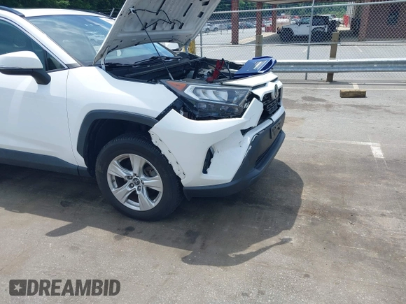 2019 Toyota RAV4 XLE with VIN 2T3P1RFV0KC008652, listed as a IAAI auction lot 42508557 with 87,684 mi miles and . Bid and sale history available at DreamBid. Image 6.