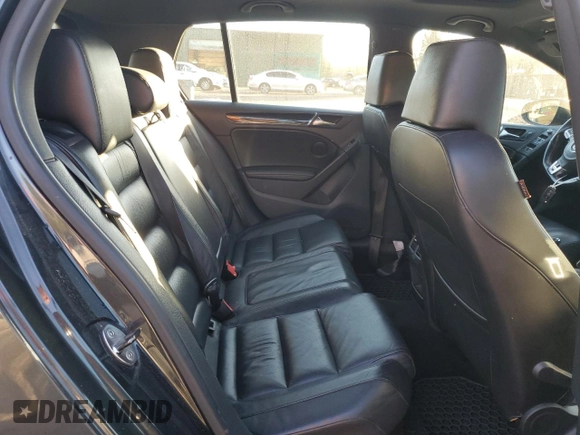 2011 Volkswagen GTI w/Sunroof & Navi PZEV z VIN WVWGD7AJ2BW101267, wystawiony jako Copart lot #41917975 z przebiegiem 230 331 mil mil oraz Czysty tytuł • Clean title. Historia ofert i sprzedaży dostępna na DreamBid. Obrazek 10.