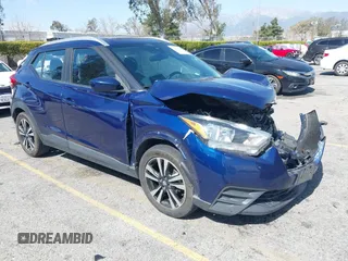 2020 Nissan Kicks SV with VIN 3N1CP5CV1LL501082, listed as a IAAI auction lot 41691787 with 81,753 mi miles. Bid and sale history available at carsss.com. Image 1.