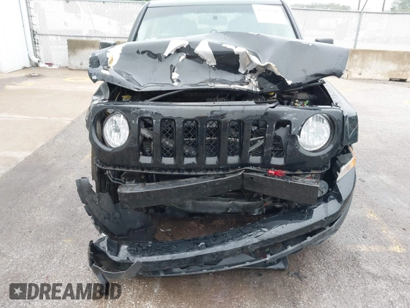2016 Jeep Patriot Sport with VIN 1C4NJRBB4GD551671, listed as a IAAI auction lot 42322700 with 157,497 mi miles and . Bid and sale history available at DreamBid. Image 6.