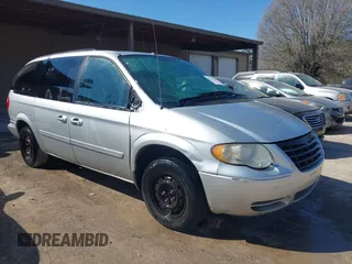 2006 Chrysler Town & Country LWB LX with VIN 1A4GP44R96B753172, listed as a IAAI auction lot 41779287 with 297,720 mi miles. Bid and sale history available at carsss.com. Image 1.