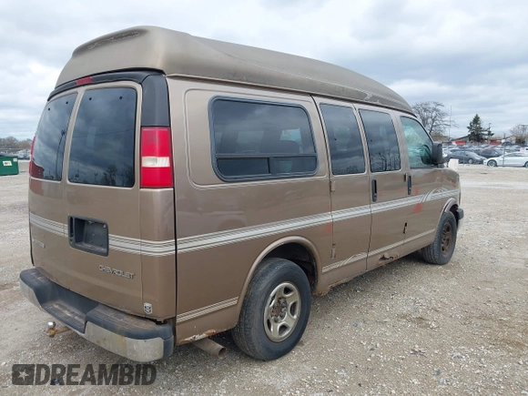 2003 Chevrolet Express Cargo YF7 Upfitter z VIN 1GBFG15T631192686, wystawiony jako IAAI lot #42097135 z przebiegiem 124 227 mil mil oraz . Historia ofert i sprzedaży dostępna na DreamBid. Obrazek 4.