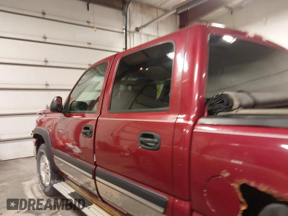 2006 Chevrolet Silverado 1500 LT1 with VIN 2GCEK13T861135557, listed as a IAAI auction lot 42057498 with 174,440 mi miles and . Bid and sale history available at DreamBid. Image 15.